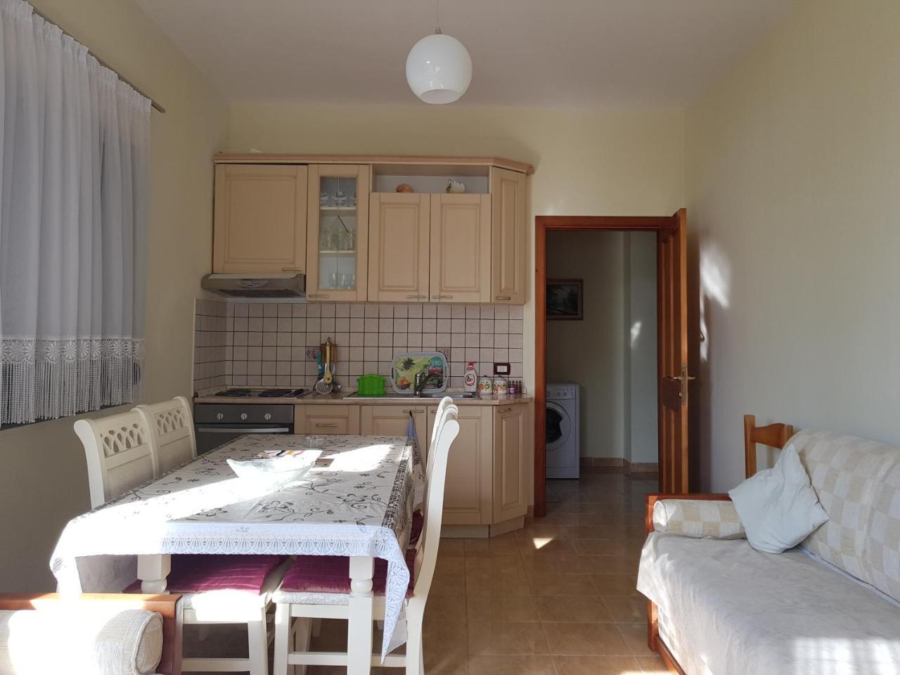 Holiday Family Apartment Golem  Buitenkant foto