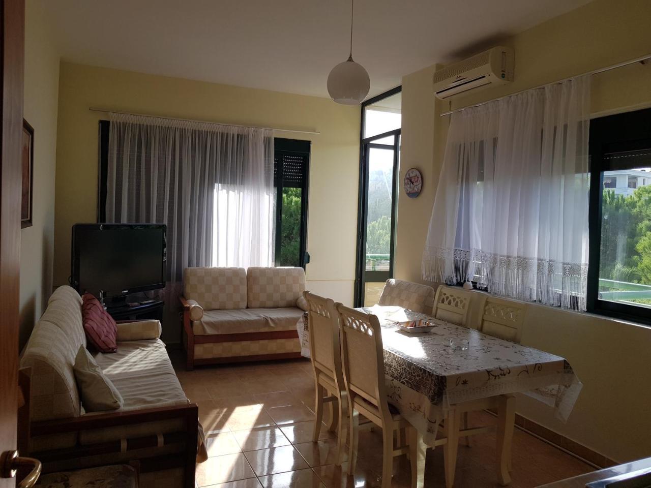 Holiday Family Apartment Golem  Buitenkant foto